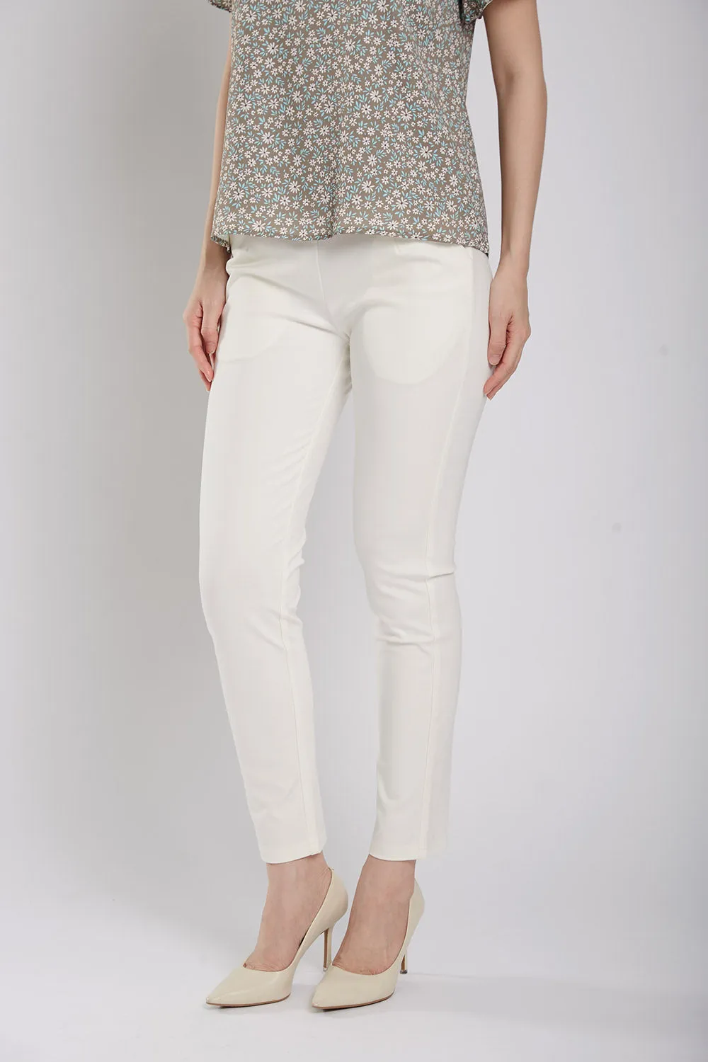 Lana Weight Ultra-Stretch Pants in White